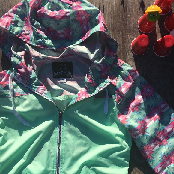 EMPYRE  WINDBREAKER w/ AZTEC PRINT - Picture 2 of 8